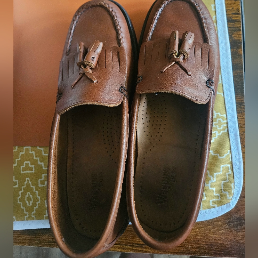 WeeJuns Bass Loafers